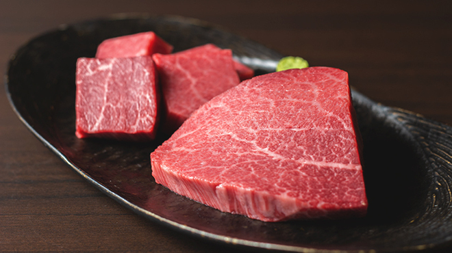 【仲介事例】仕入れに拘った鹿児島県産黒牛と元気な接客でお出迎え「焼肉とみ 横浜関内店 様（焼肉）」を公開しました