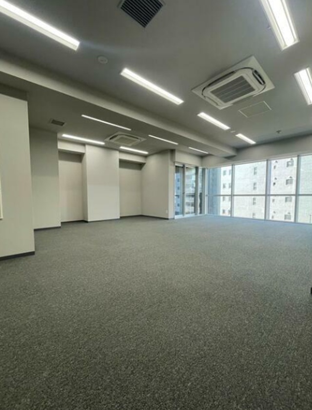 【貸店舗・事務所】SYLA中目黒3階　事務所仕様　中目黒