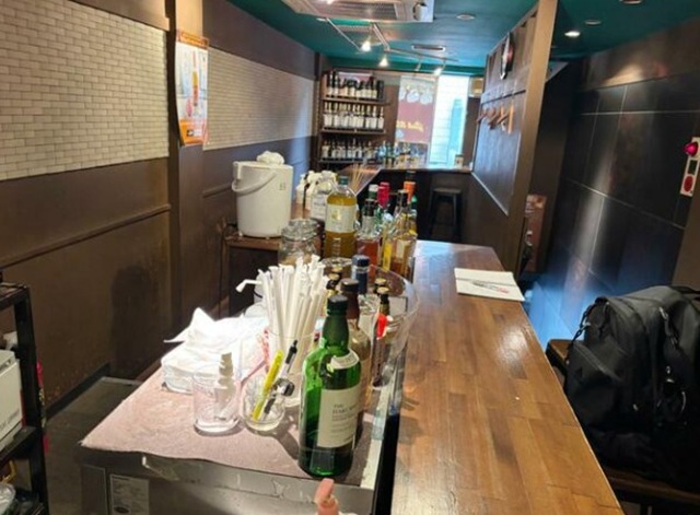 【貸店舗】一番街共同ビル1-2階　バー居抜き　神田