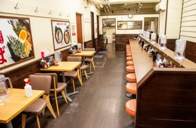【貸店舗】新橋ビル1階　ラーメン屋居抜き　鶴見