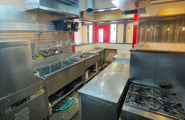 【貸店舗】安岡ビル1階　ラーメン屋居抜き　藤沢