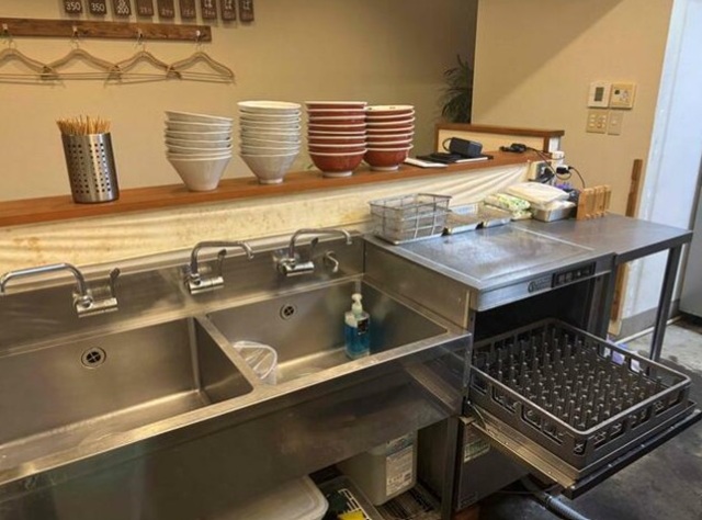 【貸店舗】リブレ元町Ⅱ1階　ラーメン屋居抜き　元町・中華街
