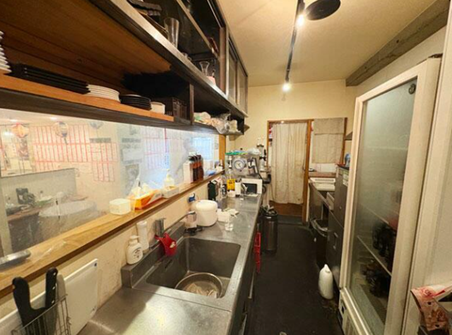 【貸店舗】栗原ビル２階　居酒屋居抜き　川崎