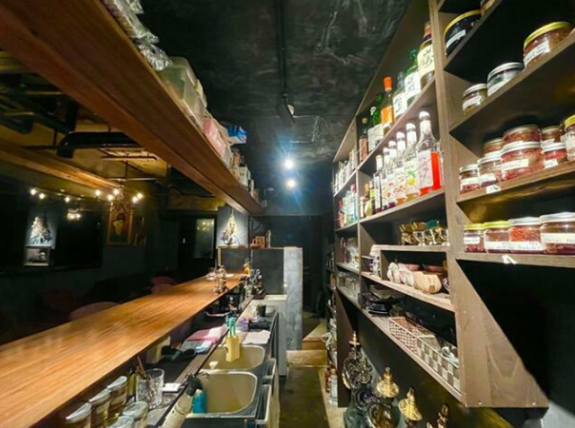 【貸店舗】シャンボール松濤１階　バー居抜き　渋谷